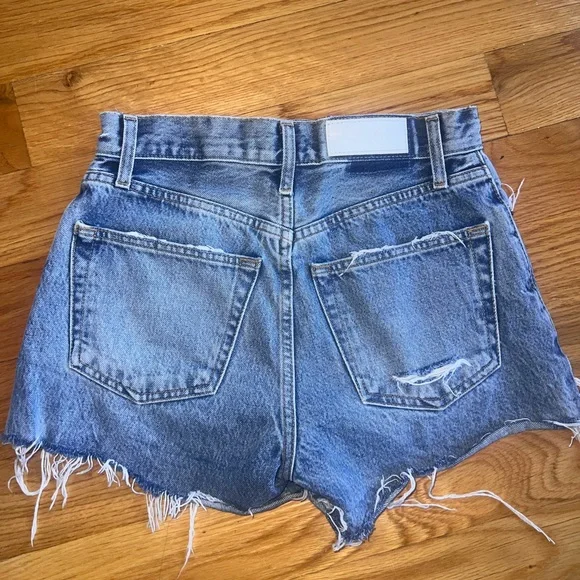 RE/DONE 70s High Rise Shorts - Picture 3 of 5